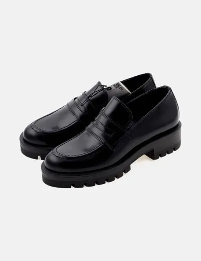 Zara Mocasín básico negro
