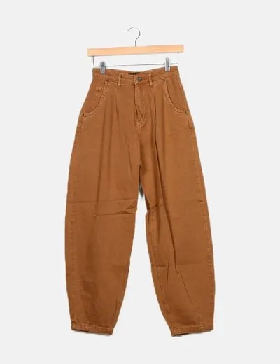 Zara Pantalón denim marrón